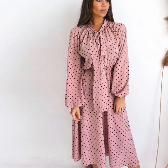 Dresses & Skirts - Sara Midi Polka Dot Dress